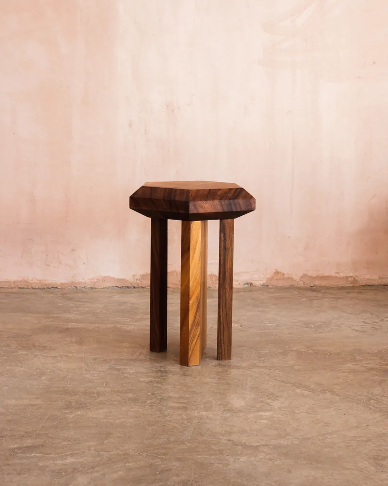 Faceted stool in solid Parota wood